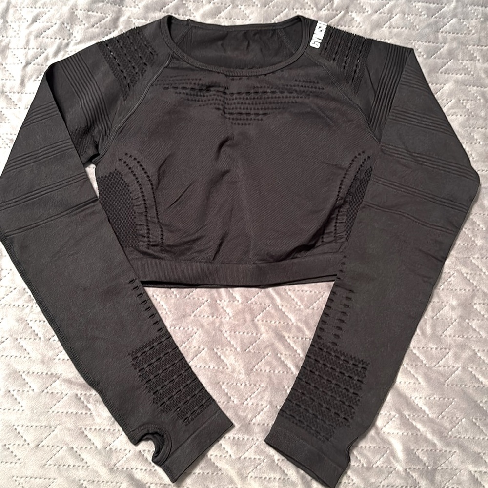 Gymshark long sleeves cropped athletic top